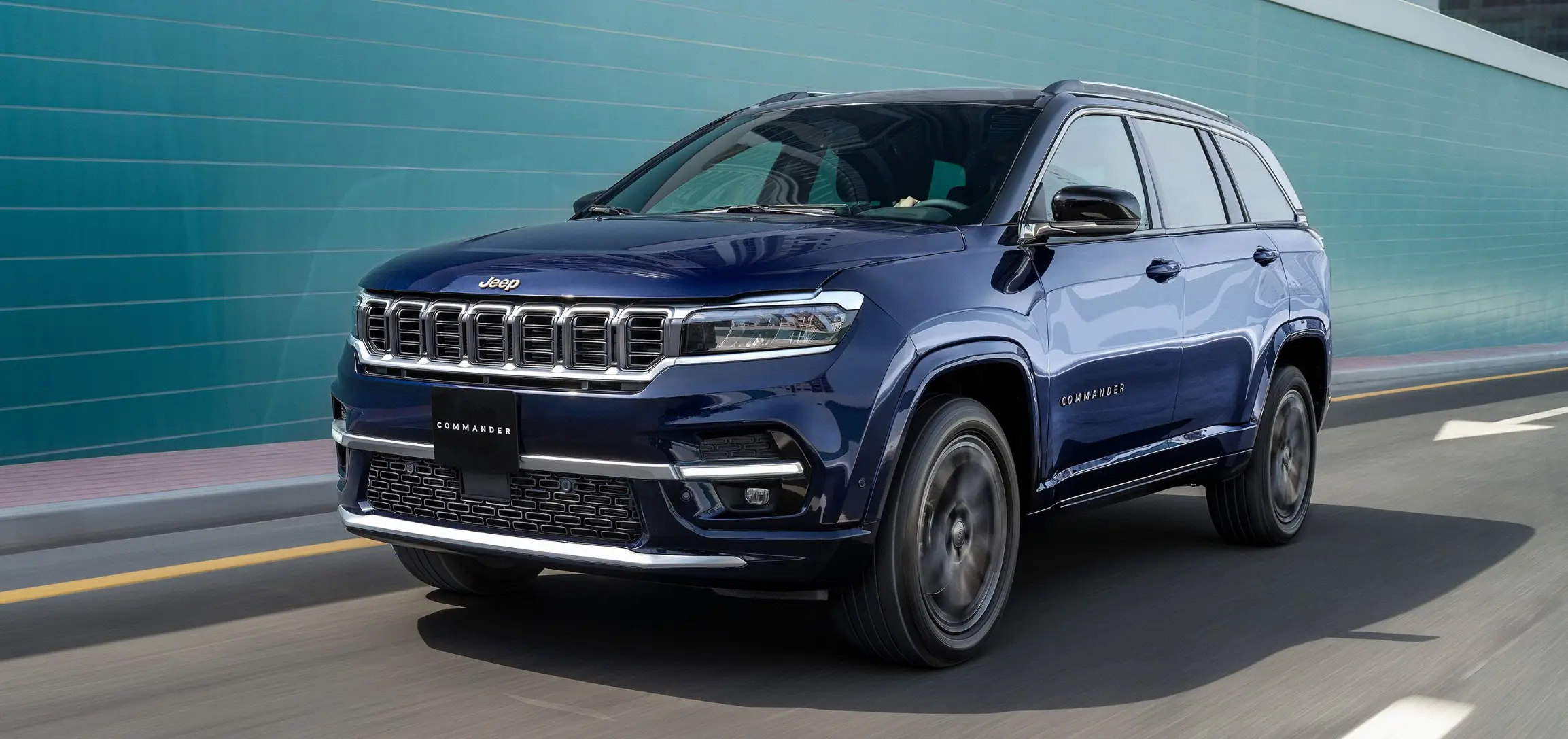 画像の2つ Everything You Need to Know About the Jeep Commander 2026 in Saudi